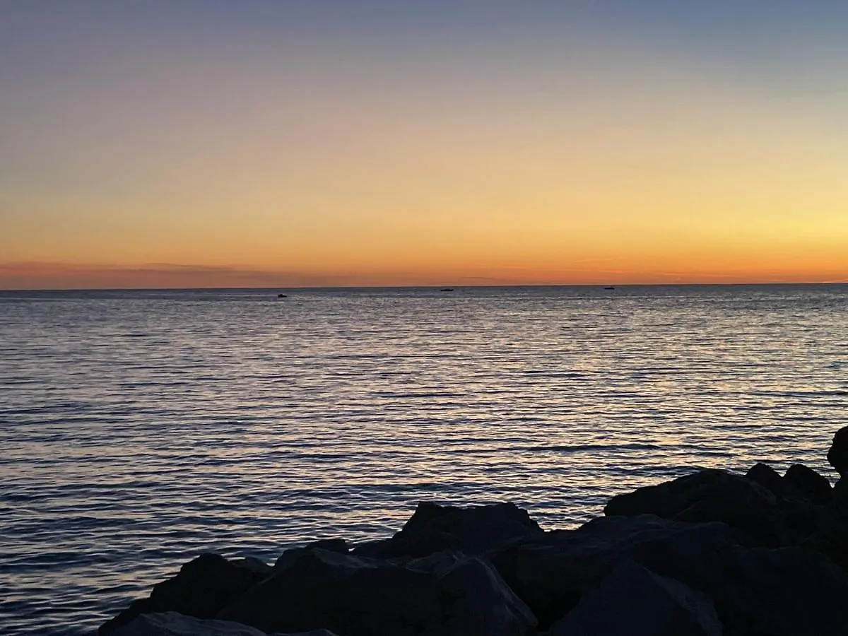 Apartment Cosy T2 Les Pieds Dans La Mer Martigues